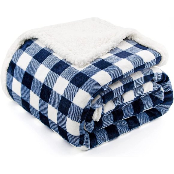 LARGE New Sherpa Buffalo Plaid Christmas Throw Blanket, Fuzzy Fluffy Sof… - Picture 6 of 12